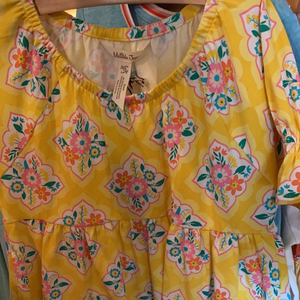 Mj yellow top